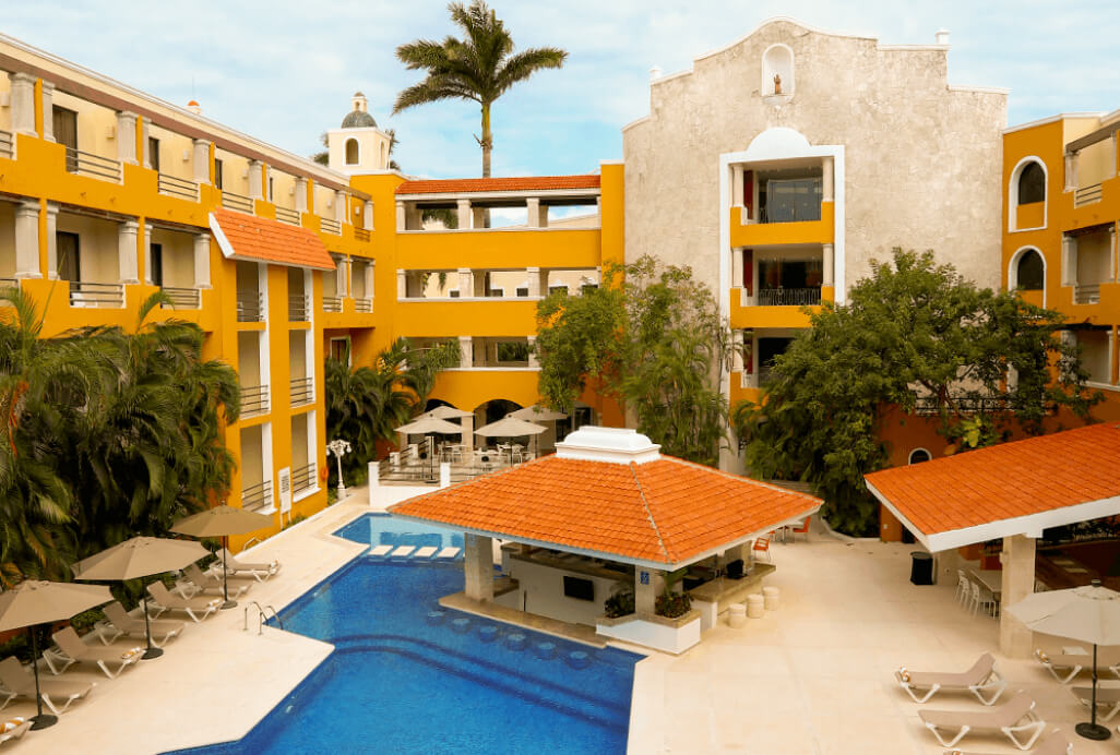 Adhara Hotel